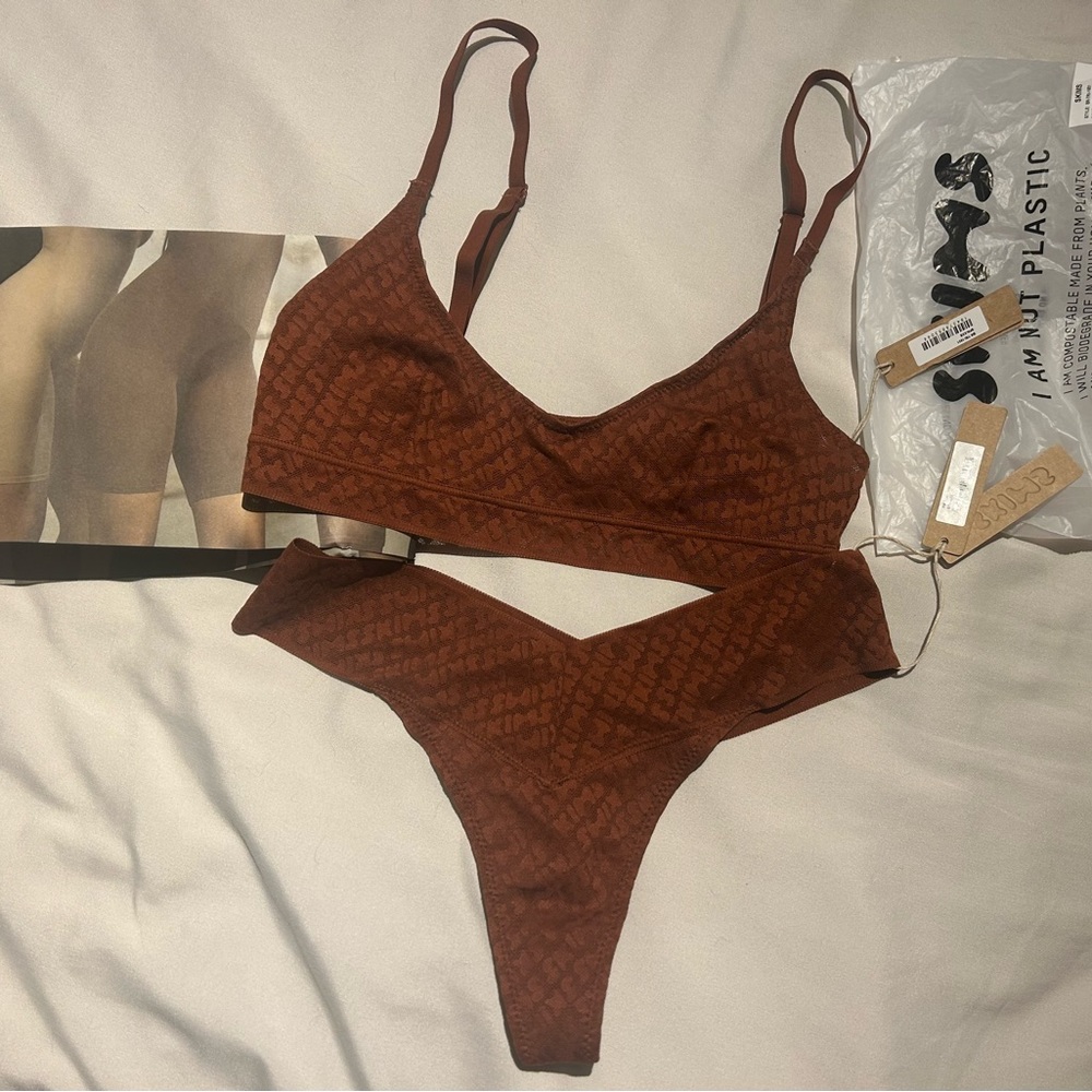 SKIMS XXS- Logo Mesh Skimpy Bralette + Logo Mesh Thong- SAFFRON